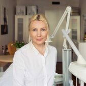 Die Kosmetikerin Natalja Alexejewa 